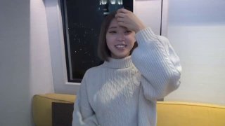 JUFE-485 美しい人妻のねっとり甘い接吻と高級ランジェリーSEX 田舎育ちの僕を誘惑する都会暮らしの叔父の妻